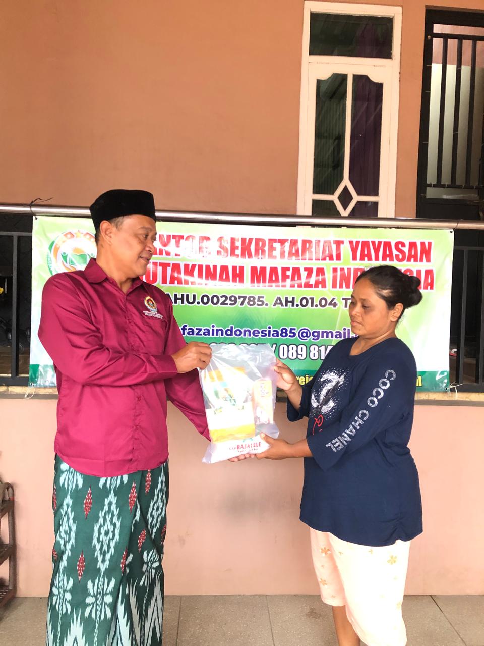 Program Jumat Berkah Yayasan Mutakinah Mafaza Indonesia Terus Berjalan di Boja Kendal